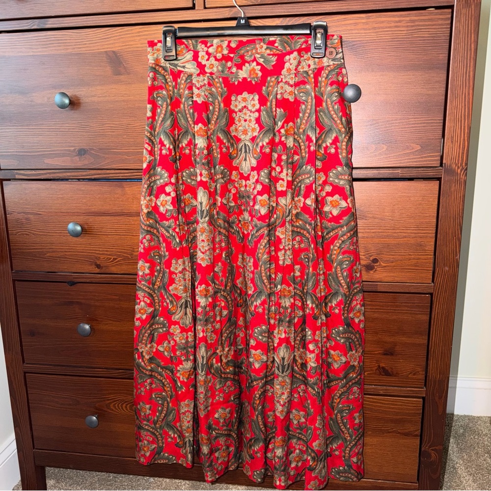 Vintage Evan Picone Paisley Pleated Skirt Size 10 1980s EUC Rayon